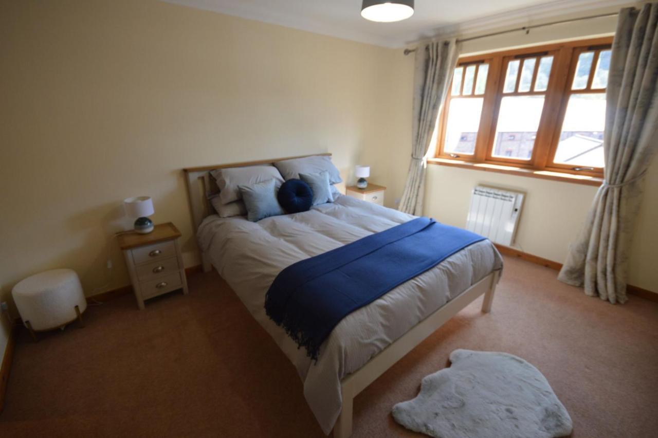 Holiday home Gallunach House *